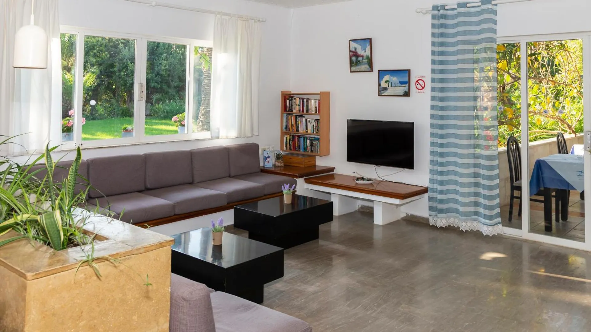 Gorgona Hotel Amoudara  Greece